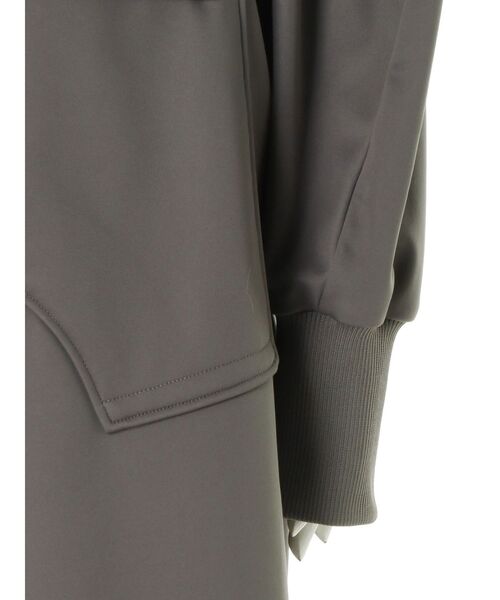 UN3D.（アンスリード）の「ROUND HEM 3LAYER FLEECE OP / ラウンドヘムスリーレイヤーフリースワンピース（ワンピース・レディース・グレー/ブラック・38/36）」の16枚目の写真
