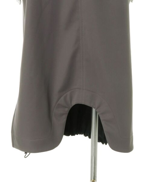 UN3D.（アンスリード）の「ROUND HEM 3LAYER FLEECE OP / ラウンドヘムスリーレイヤーフリースワンピース（ワンピース・レディース・グレー/ブラック・38/36）」の18枚目の写真