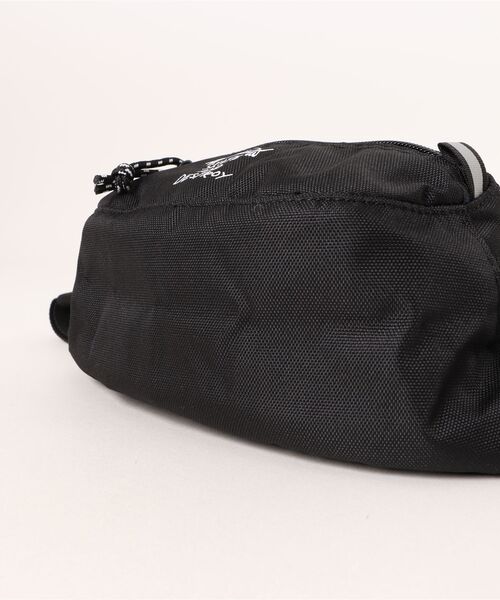 THRASHER（スラッシャー）の「【THRASHER/スラッシャー】Waist Bag/ウエストバッグ ボディバッグ ウエストポーチ ショルダーバッグ スケーター ストリート フェス（ボディバッグ/ウエストポーチ・メンズ・ブラック/ブラック系その他・FREE）」の6枚目の写真