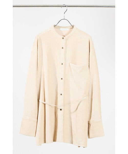 CHIGNON(シニヨン)の「CHIGNON カットコールベルテッドシャツ(シャツ/ブラウス・レディース・ベージュ/ブラウン・FREE)」の2枚目の写真