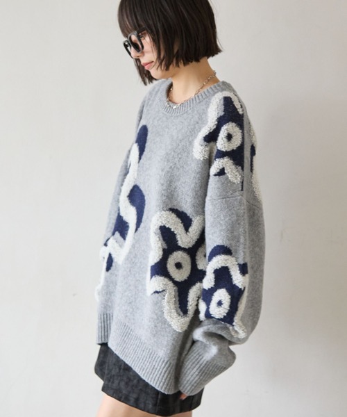 PBLIM（ページボーイリム）の「《UNISEX》フラワーモチーフニット（ニット/セーター・レディース・グレー/ブラウン/ブラック・FREE）」の4枚目の写真