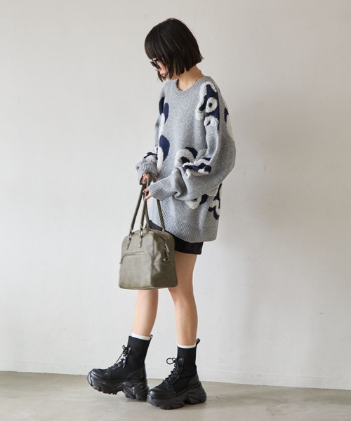 PBLIM（ページボーイリム）の「《UNISEX》フラワーモチーフニット（ニット/セーター・レディース・グレー/ブラウン/ブラック・FREE）」の14枚目の写真