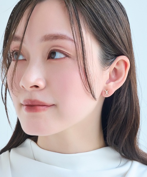 金属アレルギー対応】クラシックビジューセラミックピアス（片耳