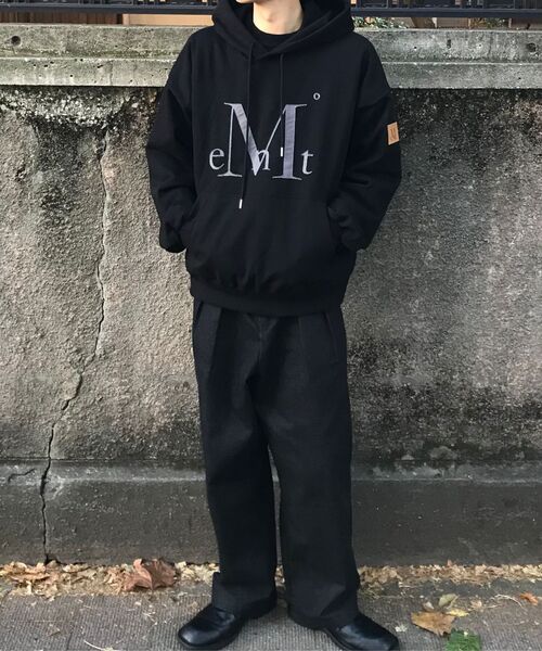 MUCENT(ムセント)の「ワディアプリケロゴフードジップアップ 男女共用 (3カラー)(パーカー・レディース・ブラック/グレー/ホワイト・FREE)」の17枚目の写真