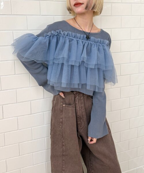 w closet(ダブルクローゼット)の「チュールフリルニット(ニット/セーター・レディース・アイボリー/ブラック/グレー/ブルー/レッド・FREE)」の4枚目の写真