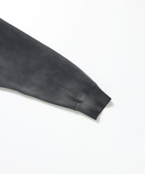 BEN DAVIS/WHITE LABEL（ベンデイビス ホワイトラベル）の「【BEN DAVIS（ベンデイビス）】70'S FIT F-SLEEVE CREW / 加工 裏起毛 クルーネック スウェット ラグラン 短丈 裏毛（スウェット・メンズ・グレー/ブラック/ネイビー・MEDIUM/LARGE/X-LARGE）」の8枚目の写真