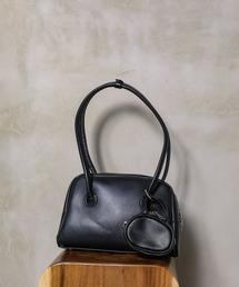 en CAnAF（エンカナフ）の「【持つだけでこなれ見え】ミニバッグチャーム付き ショルダーバッグ（ショルダーバッグ）」