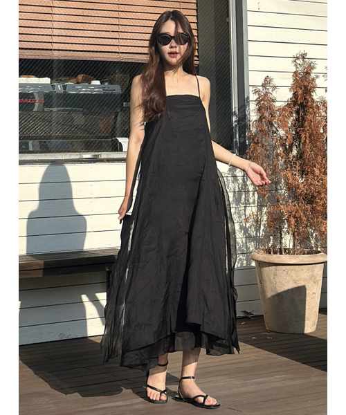 セール】ラミリネンスリーブレスミディワンピース（ブラック