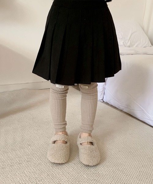 aimoha（アイモハ）の「【aimoha-KIDS-】キッズ もこもこシューズ (AW)（バレエシューズ・キッズ・ライトベージュ/ブラウン/ベージュ・15.0cm/16.0cm/17.0cm/18.0cm/19.0cm/19.5cm/20.5cm/21.5cm/22.0cm/22.5cm/23.0cm）」の12枚目の写真