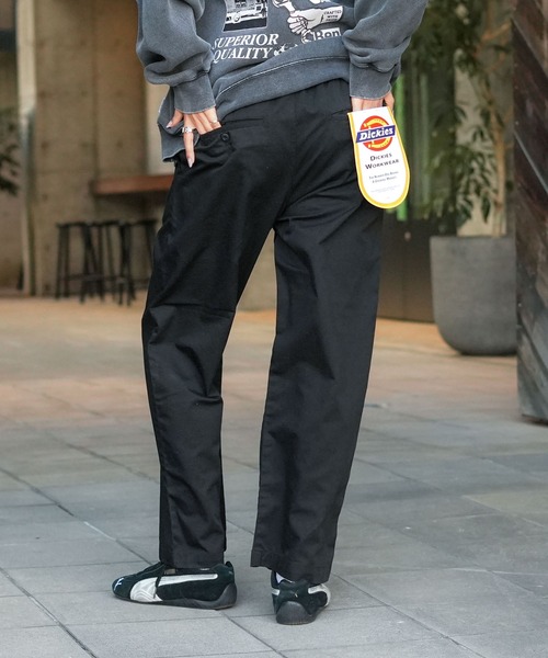 Dickies（ディッキーズ）の「【DICKIES/ディッキーズ】TCツイル デニム ワイドイージーパンツ（その他パンツ・メンズ・スミクロ/インディゴブルー/ブラック・X-LARGE/MEDIUM/LARGE）」の20枚目の写真