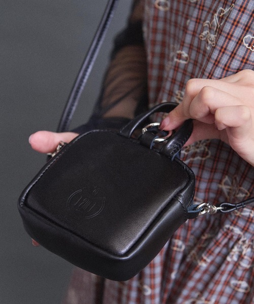 I am I in fact...（アイアムアイインファクト）の「_ICY MINI POUCH BAG（ショルダーバッグ・レディース・ブラック・FREE）」の5枚目の写真