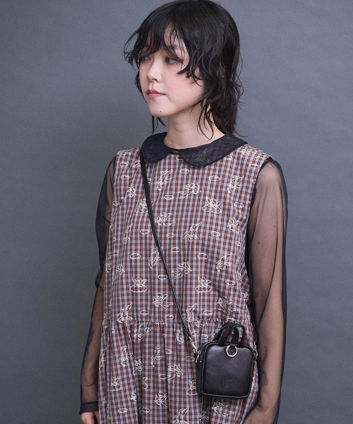 I am I in fact...（アイアムアイインファクト）の「_ICY MINI POUCH BAG（ショルダーバッグ・レディース・ブラック・FREE）」の6枚目の写真