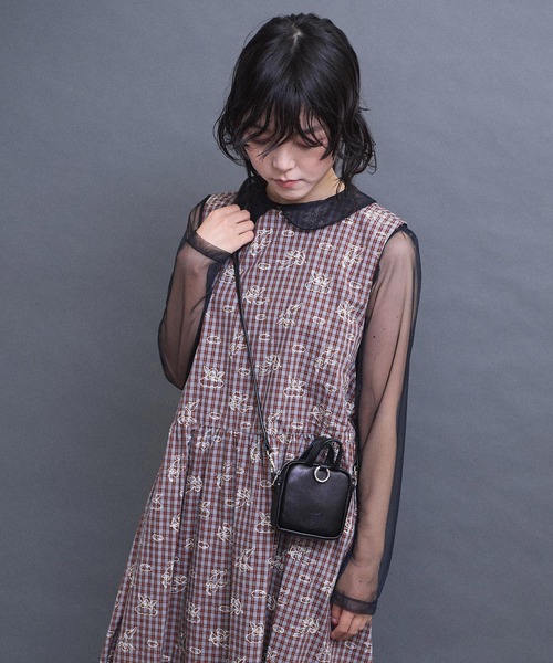 I am I in fact...（アイアムアイインファクト）の「_ICY MINI POUCH BAG（ショルダーバッグ・レディース・ブラック・FREE）」の7枚目の写真