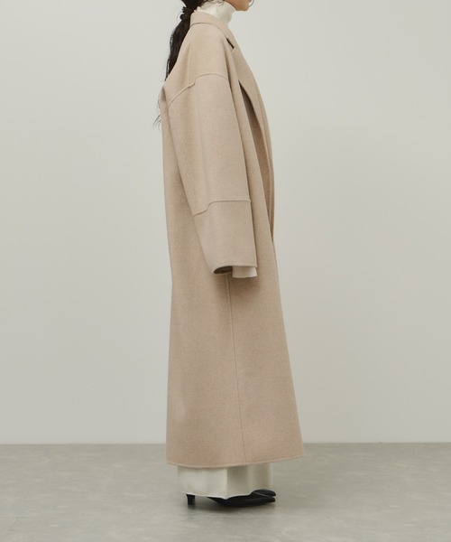 ADAM ET ROPE'（アダムエロペ）の「【EMOELLE】Colombo カシミヤブレンドリバーコート（その他アウター・レディース・ベージュ系その他/イエロー系その他3/チャコールグレー・38/36）」の7枚目の写真