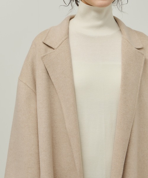 ADAM ET ROPE'（アダムエロペ）の「【EMOELLE】Colombo カシミヤブレンドリバーコート（その他アウター・レディース・ベージュ系その他/イエロー系その他3/チャコールグレー・38/36）」の10枚目の写真