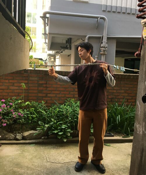 S'EST(エスイーエスティー)の「Solaris T-shirts Brown(Tシャツ/カットソー・メンズ・ブラウン・SMALL/MEDIUM/LARGE/X-LARGE)」の15枚目の写真