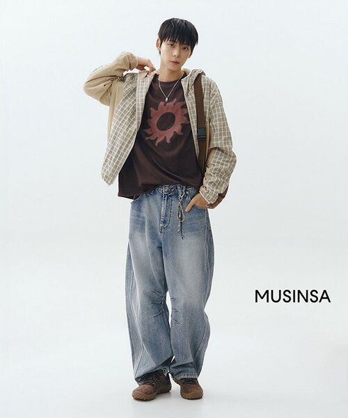 S'EST(エスイーエスティー)の「Solaris T-shirts Brown(Tシャツ/カットソー・メンズ・ブラウン・SMALL/MEDIUM/LARGE/X-LARGE)」の10枚目の写真
