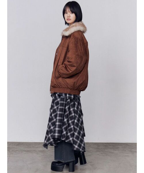 EMODA（エモダ）の「フェイクレザーブルゾン（ブルゾン・レディース・ブラック/ブラウン/ベージュ・MEDIUM/SMALL）」の7枚目の写真