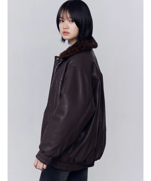 EMODA（エモダ）の「フェイクレザーブルゾン（ブルゾン・レディース・ブラック/ブラウン/ベージュ・MEDIUM/SMALL）」の17枚目の写真