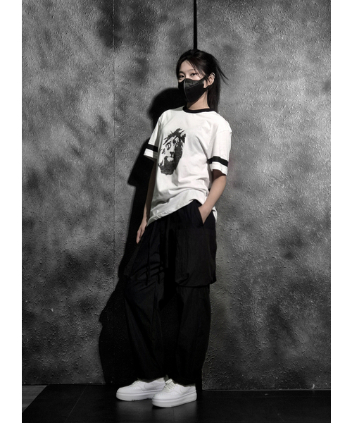 AOG PROJECT（エイオージープロジェクト）の「ライオンプリントTシャツ（ホワイト）（Tシャツ/カットソー・レディース・ホワイト・MEDIUM/LARGE/X-LARGE）」の5枚目の写真