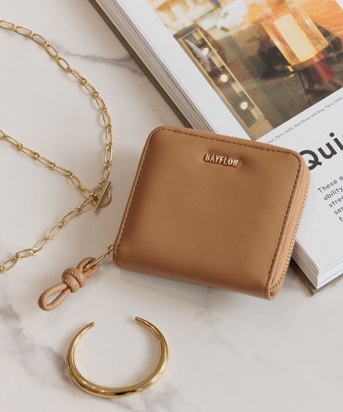 BAYFLOW(ベイフロー)の「ノットハンドルファスナーウォレット(財布・レディース・ブラック/キャメル/クリーム・FREE)」の3枚目の写真