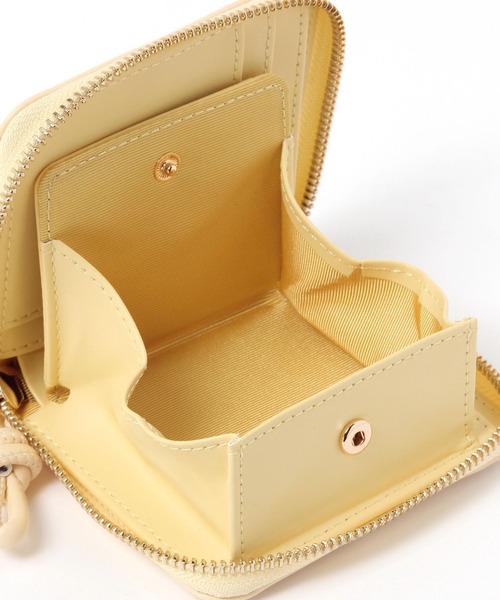 BAYFLOW(ベイフロー)の「ノットハンドルファスナーウォレット(財布・レディース・ブラック/キャメル/クリーム・FREE)」の15枚目の写真