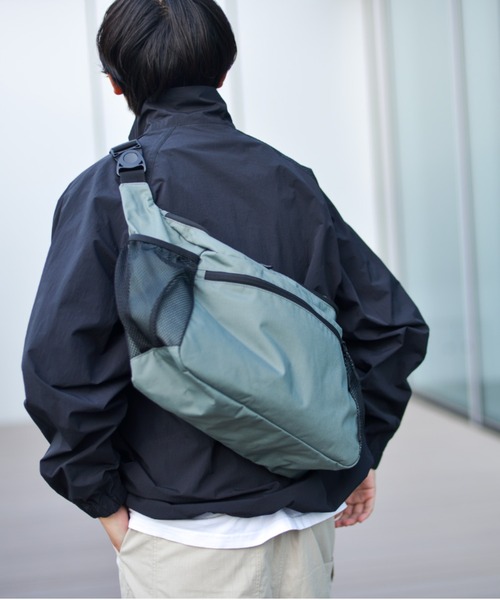 Snow Peak(スノーピーク)の「ショルダーバッグ(ショルダーバッグ・メンズ・グレー・ONE SIZE)」の1枚目の写真