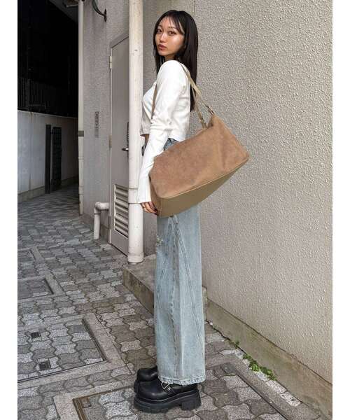 MURUA（ムルーア）の「レクタングルボストンバッグ（ボストンバッグ・レディース・ベージュ/ブラック・FREE）」の16枚目の写真