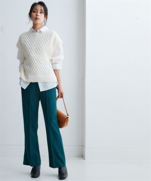 nissen（ニッセン）の「裾フレアパンツ＜大きいサイズ有＞（その他パンツ・レディース・ライトベージュ/グリーン/ブラック・S/M/L/LL/3L）」の5枚目の写真