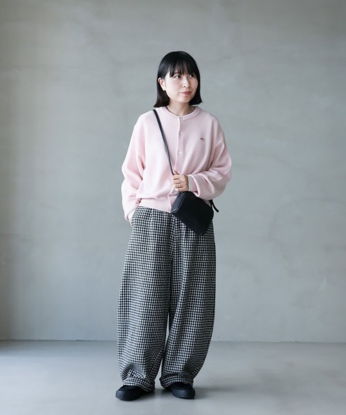 solamonat poche(ソラモナポッシェ)の「ウール カーヴィーパンツ(その他パンツ・レディース・グレー/ハウンドトゥース/チェック/Black・2/1/0)」の18枚目の写真