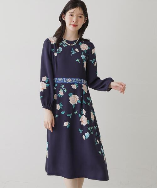 Sunauna（スーナウーナ）の「【SS～L】オリエンタルプリントワンピース（ワンピース・レディース・ネイビー系1/ベージュ系その他4/ネイビー系/グリーン系2/ブルー系5/ピンク系5・34/40/38/36）」の11枚目の写真