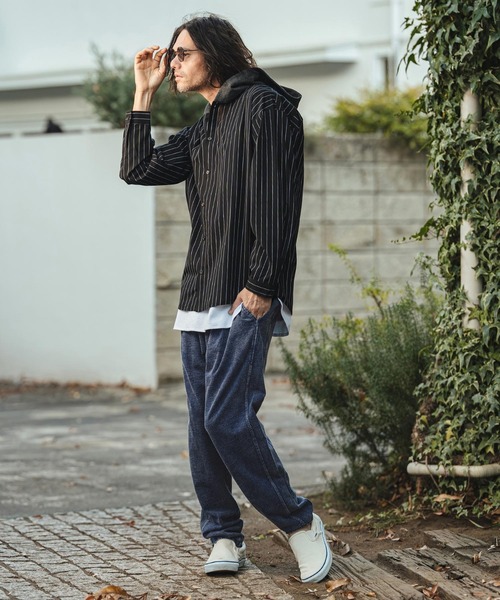 CAMBIO（カンビオ）の「mp14464- Chemical Wash Indigo Tuck Sweat  Pants スウェットパンツ(CMP-261-001)（スウェットパンツ・メンズ・インディゴブルー/ケミカルウォッシュ・L/M/S）」の9枚目の写真