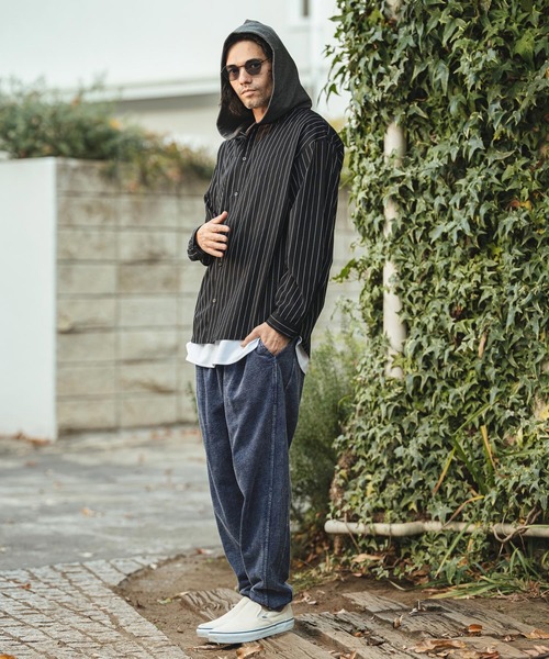 CAMBIO（カンビオ）の「mp14464- Chemical Wash Indigo Tuck Sweat  Pants スウェットパンツ(CMP-261-001)（スウェットパンツ・メンズ・インディゴブルー/ケミカルウォッシュ・L/M/S）」の11枚目の写真