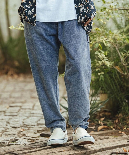 CAMBIO（カンビオ）の「mp14464- Chemical Wash Indigo Tuck Sweat  Pants スウェットパンツ(CMP-261-001)（スウェットパンツ・メンズ・インディゴブルー/ケミカルウォッシュ・L/M/S）」の13枚目の写真