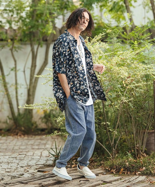 CAMBIO（カンビオ）の「mp14464- Chemical Wash Indigo Tuck Sweat  Pants スウェットパンツ(CMP-261-001)（スウェットパンツ・メンズ・インディゴブルー/ケミカルウォッシュ・L/M/S）」の16枚目の写真