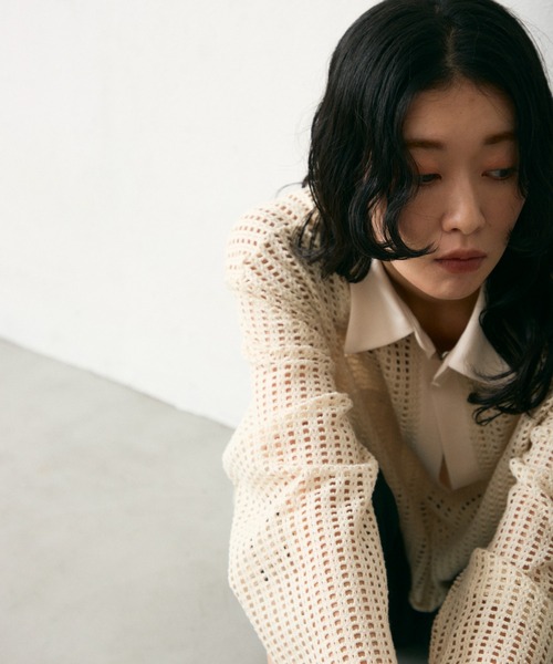 Lutim by u(ルチバイユー)の「メッシュ2WAYシルエットポロトップス(Tシャツ/カットソー・レディース・ブラック/ナチュラル/ブラック系その他・FREE)」の13枚目の写真
