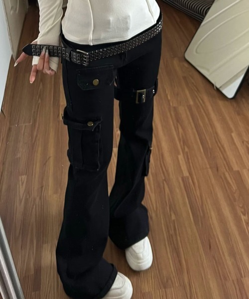 Ressaca(レサーカ)の「ベルトデザインフレアカーゴパンツ(カーゴパンツ・メンズ・ブラック・M/XL/L)」の19枚目の写真
