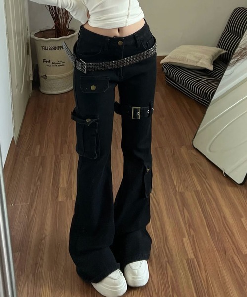 Ressaca(レサーカ)の「ベルトデザインフレアカーゴパンツ(カーゴパンツ・メンズ・ブラック・M/XL/L)」の20枚目の写真