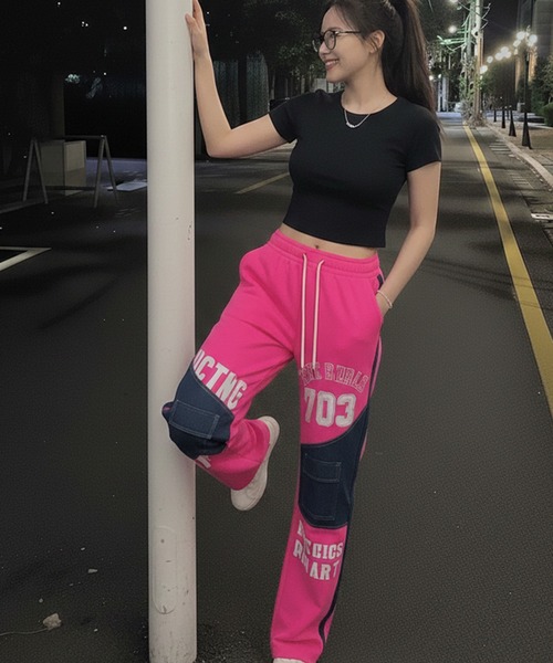 Pt18kg(プラチナイチハチキログラム)の「異素材ミックス×カラーブロックバギーデニム(デニムパンツ・レディース・ピンク/レッド/ブラック/グリーン・FREE)」の20枚目の写真