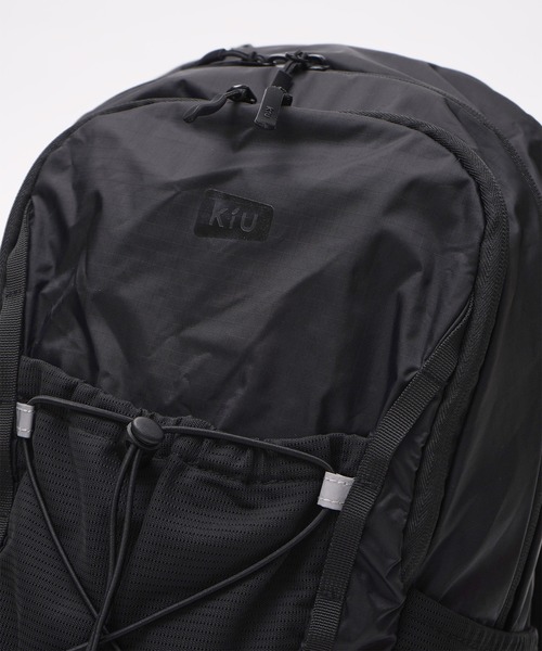 KiU(キウ)の「軽量ライトウェイトフィットバッグ パッカブルバックパック ナイロンリュック(バックパック/リュック・レディース・ブラック/ターコイズブルー/イエロー・FREE)」の18枚目の写真