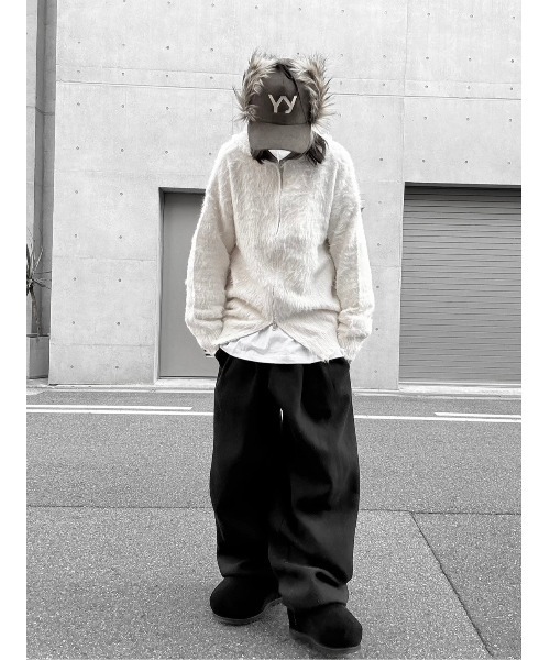 YACA(ヤーカ)の「Shaggy Knit Hoodie/シャギーニットフーディー(パーカー・レディース・ブラック/アイボリー・FREE)」の4枚目の写真