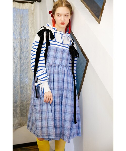 CAROLINA GLASER（カロリナ グレイサー）の「ベロアリボン チェック ミモレ丈 キャミソール ワンピース（ワンピース・レディース・サックスブルー/ブラック・ONE SIZE）」の2枚目の写真