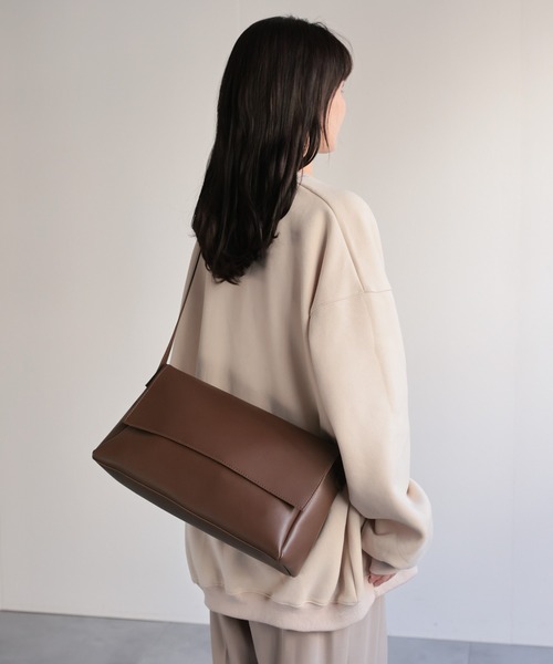 ap retro（アプレトロ）の「ワンハンドルフラップショルダーバッグ（ショルダーバッグ・レディース・ベージュ/ブラウン/ブラック・FREE）」の5枚目の写真