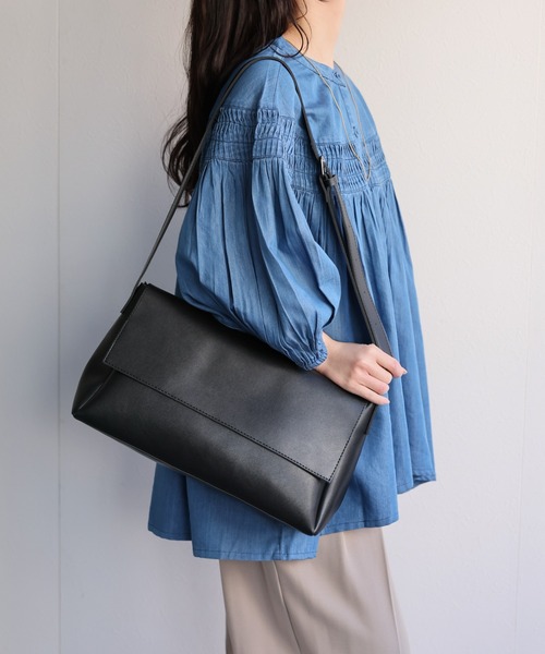 ap retro（アプレトロ）の「ワンハンドルフラップショルダーバッグ（ショルダーバッグ・レディース・ベージュ/ブラウン/ブラック・FREE）」の4枚目の写真