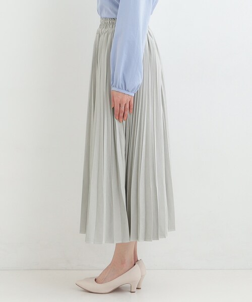 SHOO・LA・RUE(シューラルー)の「【洗濯機可/S-LL】縦ラインですっきり見え スエードライクプリーツスカート(スカート・レディース・チャコールグレー/アイボリー/グリーン系・04/03/02/01)」の8枚目の写真
