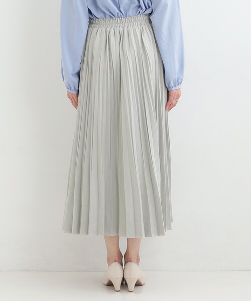 SHOO・LA・RUE(シューラルー)の「【洗濯機可/S-LL】縦ラインですっきり見え スエードライクプリーツスカート(スカート・レディース・チャコールグレー/アイボリー/グリーン系・04/03/02/01)」の7枚目の写真