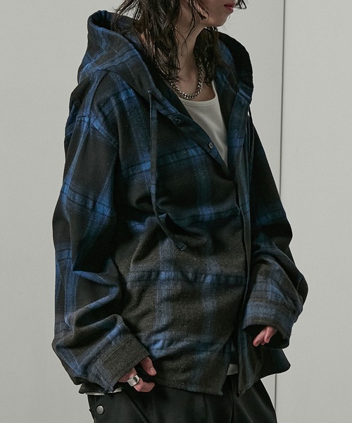 Alfred Alex（アルフレッドアレックス）の「【Alfred Alex】グラデーション チェック フードシャツ（シャツ/ブラウス・メンズ・ブラウン/ネイビー/ブラック/グレー・S/M/L）」の5枚目の写真