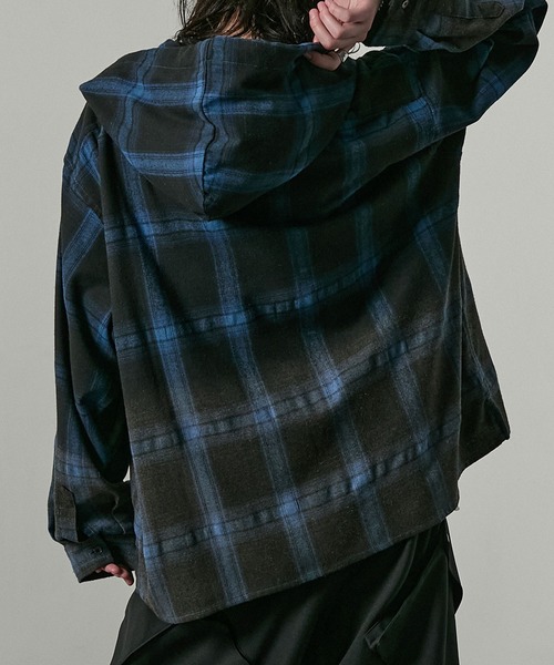 Alfred Alex（アルフレッドアレックス）の「【Alfred Alex】グラデーション チェック フードシャツ（シャツ/ブラウス・メンズ・ブラウン/ネイビー/ブラック/グレー・S/M/L）」の6枚目の写真