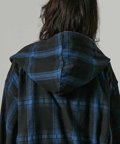 Alfred Alex（アルフレッドアレックス）の「【Alfred Alex】グラデーション チェック フードシャツ（シャツ/ブラウス・メンズ・ブラウン/ネイビー/ブラック/グレー・S/M/L）」の7枚目の写真