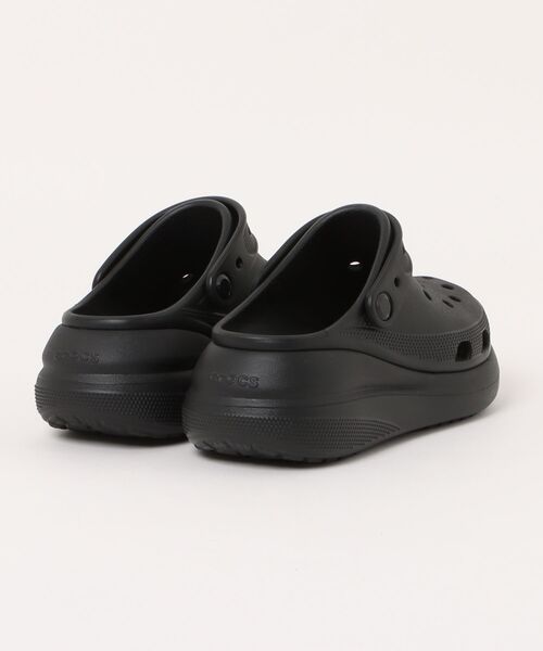 crocs(クロックス)の「crocs クロックス CRUSH CLOG【2WAY】レディース厚底サンダル サボ(クラッシュクロッグ) 207521(サンダル・レディース・ブラック・23.0cm/24.0cm/22.0cm)」の2枚目の写真